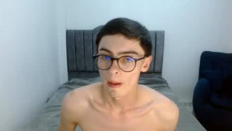 Snapshot of stiv_grant chatting on June 15, 2026, 12:18 pm stiv_grant online show from June 15, 2026, 12:18 pm