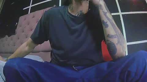 stiven online show from September 30, 2025, 9:25 am