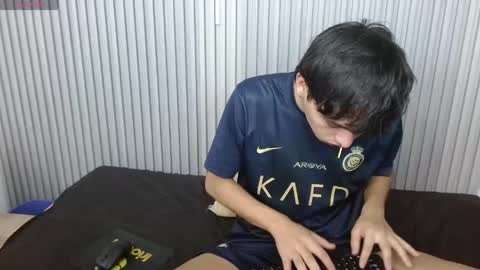 Stiwen online show from April 13, 2026, 3:06 pm