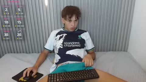 Snapshot of stiwentwink chatting on April 24, 2026, 6:32 pm Stiwen online show from April 24, 2026, 6:32 pm