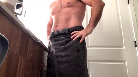 Snapshot of stlhotwifeguy chatting on December 5, 2024, 2:33 pm stlhotwifeguy online show from December 5, 2024, 2:33 pm