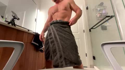 Snapshot of stlhotwifeguy chatting on February 27, 2025, 7:04 pm stlhotwifeguy online show from February 27, 2025, 7:04 pm