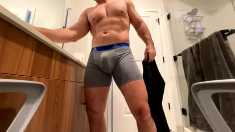 Snapshot of stlhotwifeguy chatting on March 12, 2025, 8:41 pm stlhotwifeguy online show from March 12, 2025, 8:41 pm