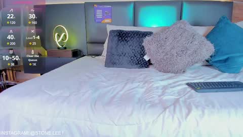 Stone Lee  online show from January 15, 2025, 6:12 am