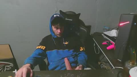 stonedpanda77 online show from January 3, 2025, 3:38 am