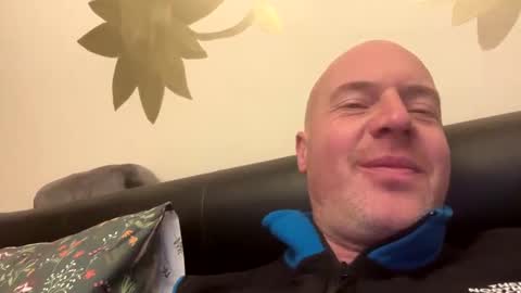 Snapshot of stoodley22 chatting on January 19, 2025, 3:53 pm Stoodley22 online show from January 19, 2025, 3:53 pm