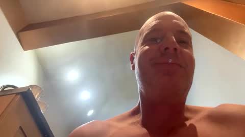 Snapshot of stoodley22 chatting on October 13, 2025, 4:45 am Stoodley22 online show from October 13, 2025, 4:45 am