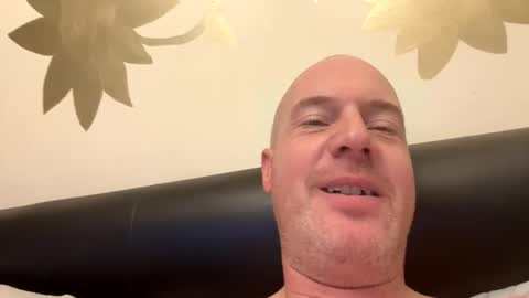 Stoodley22 online show from December 21, 2025, 10:44 am