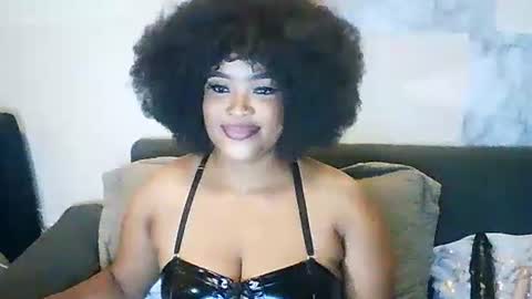 stormie955 online show from February 25, 2025, 1:20 am