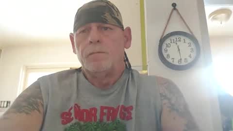 Snapshot of stormynorm14 chatting on January 5, 2025, 4:27 pm stormynorm14 online show from January 5, 2025, 4:27 pm