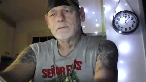 Snapshot of stormynorm14 chatting on January 19, 2025, 5:05 am stormynorm14 online show from January 19, 2025, 5:05 am