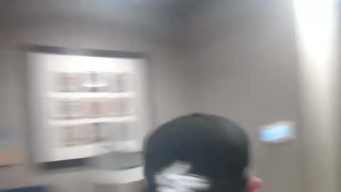 Str8bait91 online show from November 18, 2025, 8:19 am