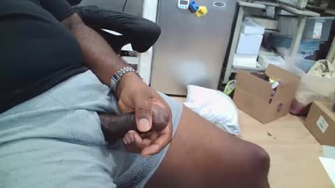 Snapshot of str8blkjaxfl chatting on May 12, 2026, 5:10 pm NAV online show from May 12, 2026, 5:10 pm