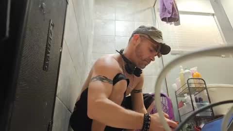 Str8 online show from February 17, 2025, 5:47 am