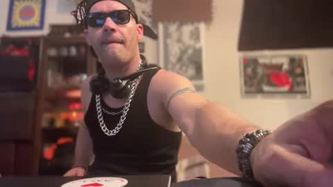 Str8 online show from February 19, 2025, 9:14 pm