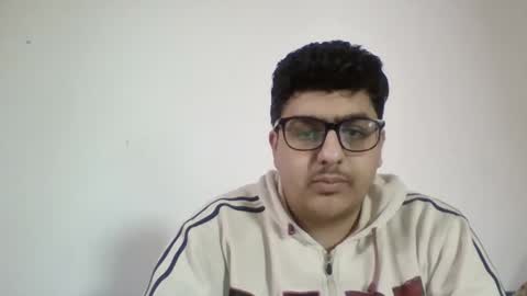 Snapshot of straight22222 chatting on February 3, 2025, 8:02 am straight22222 online show from February 3, 2025, 8:02 am