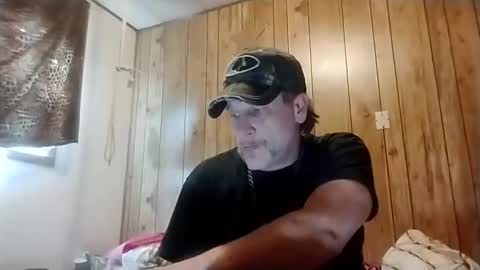 straighttoy online show from February 20, 2025, 8:47 pm