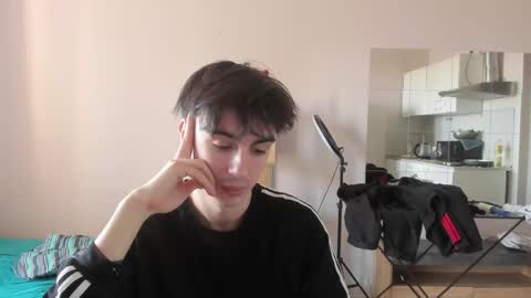 Ray online show from April 11, 2026, 11:25 am