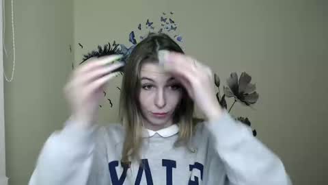 Amalia online show from December 8, 2024, 1:14 pm