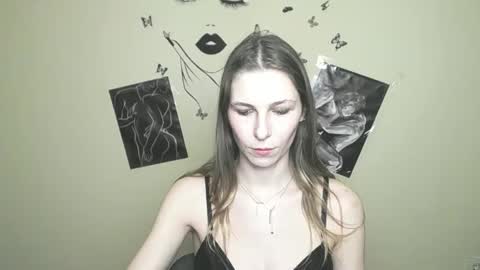 Amalia online show from February 22, 2025, 4:19 pm