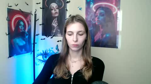 Amalia online show from October 16, 2025, 6:25 am