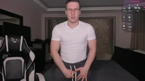 Artem online show from March 12, 2026, 1:17 pm