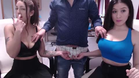 Snapshot of strawberry_333 chatting on March 11, 2025, 10:07 am Onlyfansdia 00 Onlyfansdajla00 online show from March 11, 2025, 10:07 am