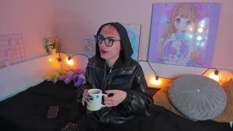 Snapshot of strawberry_kitty_ chatting on November 3, 2025, 3:30 am strawberry_kitty_ online show from November 3, 2025, 3:30 am