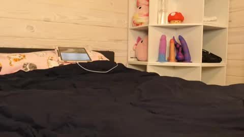 Snapshot of striphub chatting on February 20, 2025, 5:01 am Jade online show from February 20, 2025, 5:01 am