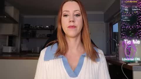 Amorina online show from December 23, 2025, 10:02 am