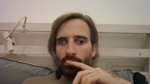 stroke1 online show from December 2, 2024, 5:37 am