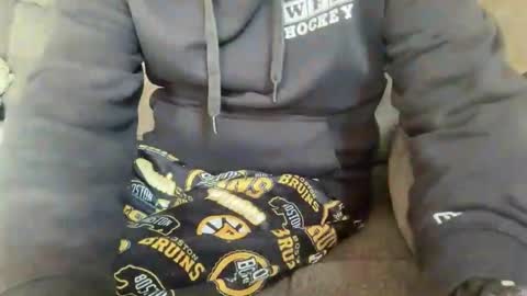 stroking33again online show from April 8, 2026, 1:11 pm