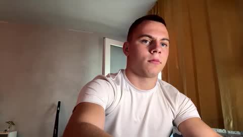 Snapshot of strong_baby chatting on September 26, 2025, 2:32 pm Strong Baby online show from September 26, 2025, 2:32 pm