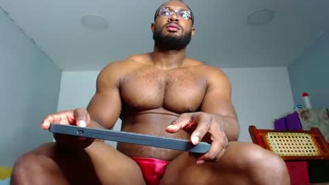 strong_george1 online show from January 11, 2025, 5:29 pm