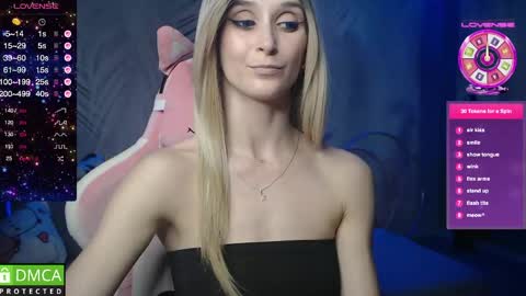 The best athletic body on the site online show from April 13, 2026, 10:26 pm