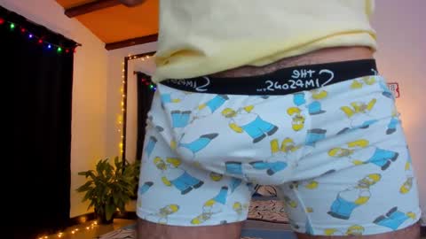 Snapshot of strosa_ chatting on December 4, 2024, 10:19 pm strosa_ online show from December 4, 2024, 10:19 pm