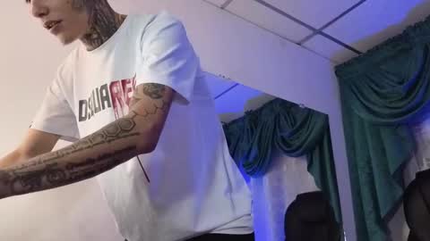 stuart_boy_ online show from December 8, 2024, 4:04 am
