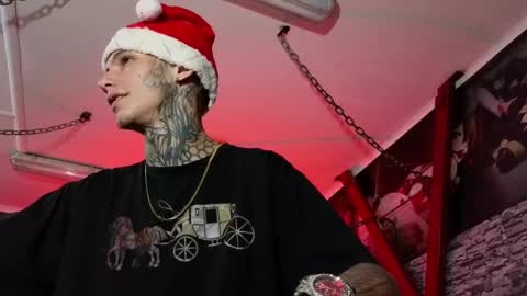 stuart_boy_ online show from December 23, 2024, 8:25 pm