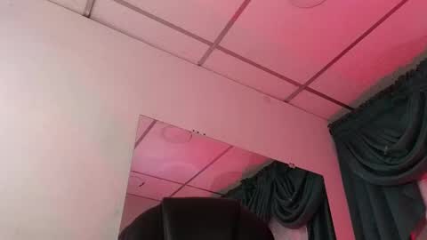 stuart_boy_ online show from December 24, 2024, 4:00 am
