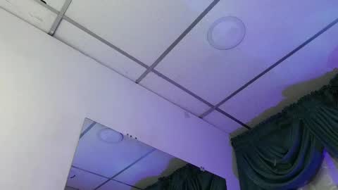 stuart_boy_ online show from December 24, 2024, 9:17 am