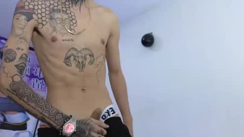 stuart_boy_ online show from January 3, 2025, 11:01 pm