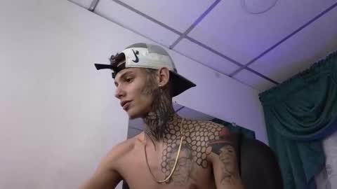stuart_boy_ online show from January 6, 2025, 6:14 am