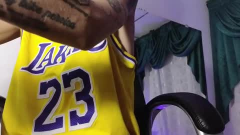 stuart_boy_ online show from January 14, 2025, 3:22 am