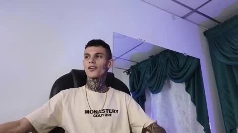 stuart_boy_ online show from January 21, 2025, 3:37 am