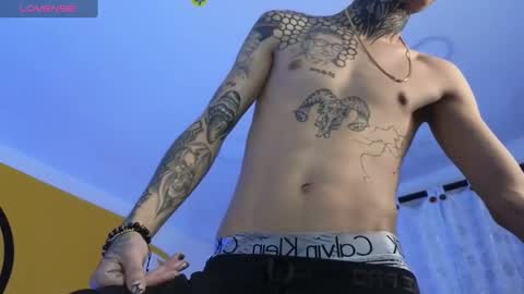 stuart_boy_ online show from February 3, 2025, 6:24 am