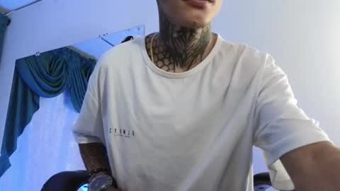 stuart_boy_ online show from February 18, 2025, 3:53 am