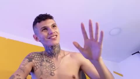 stuart_boy_ online show from March 2, 2025, 1:58 am