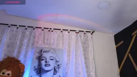 stuart_boy_ online show from March 8, 2025, 11:05 am