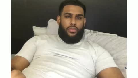 Snapshot of stuckinthe222 chatting on November 9, 2025, 8:45 am stuckinthe222 online show from November 9, 2025, 8:45 am