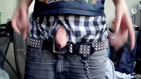 Snapshot of studbeltbro chatting on July 31, 2026, 5:34 pm studbeltbro online show from July 31, 2026, 5:34 pm